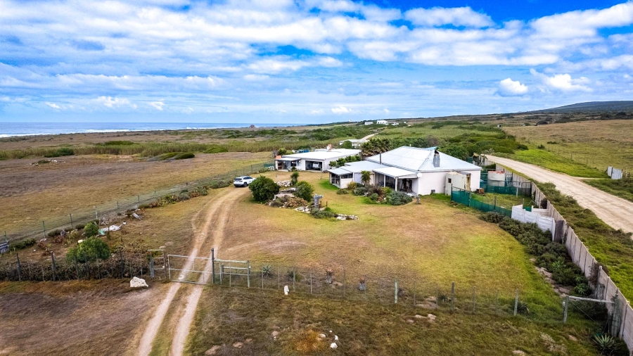 3 Bedroom Property for Sale in Gouritsmond Western Cape